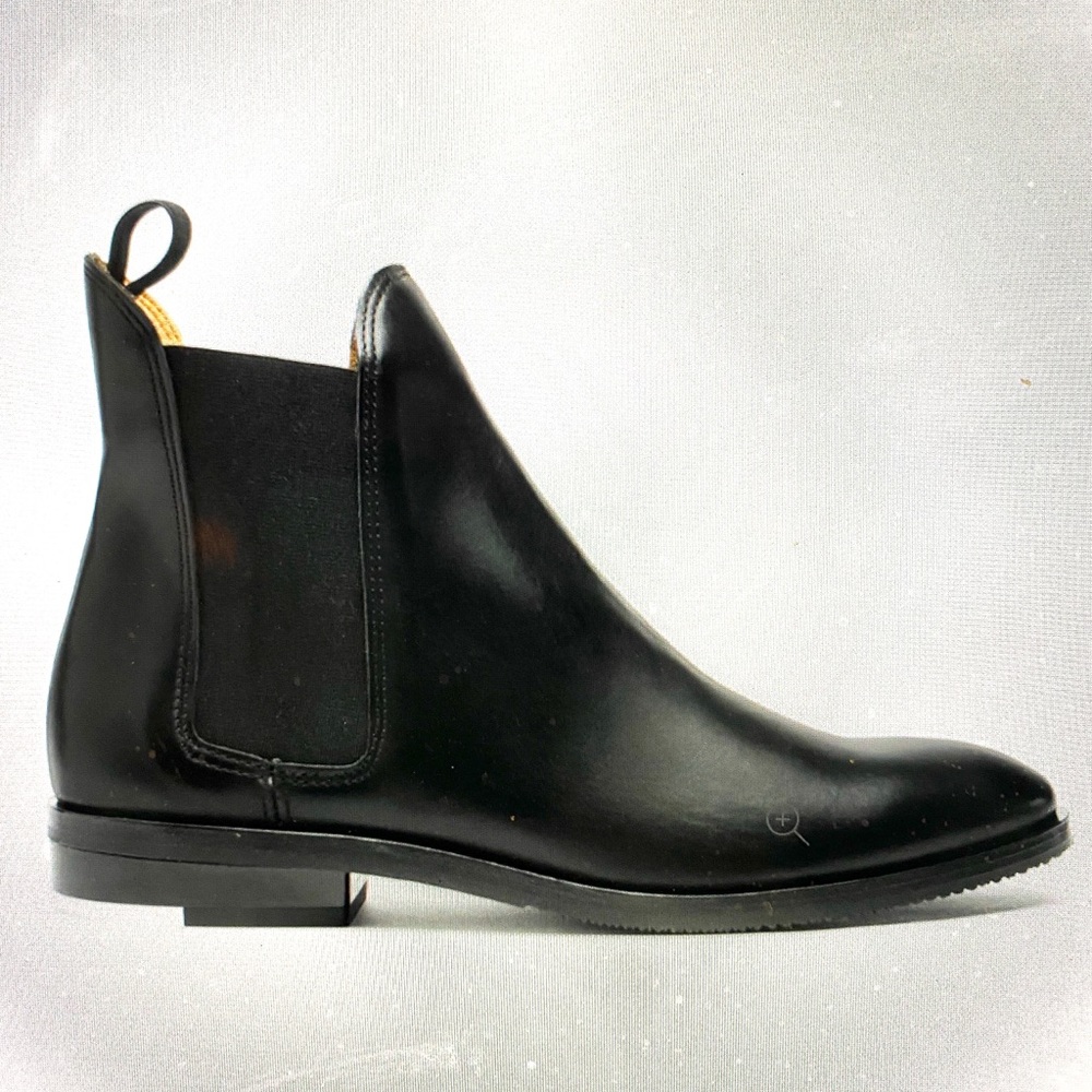 Everlane Chelsea Boots